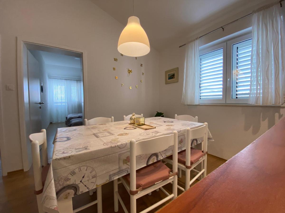 Apartmani Mare Baška Voda Dış mekan fotoğraf