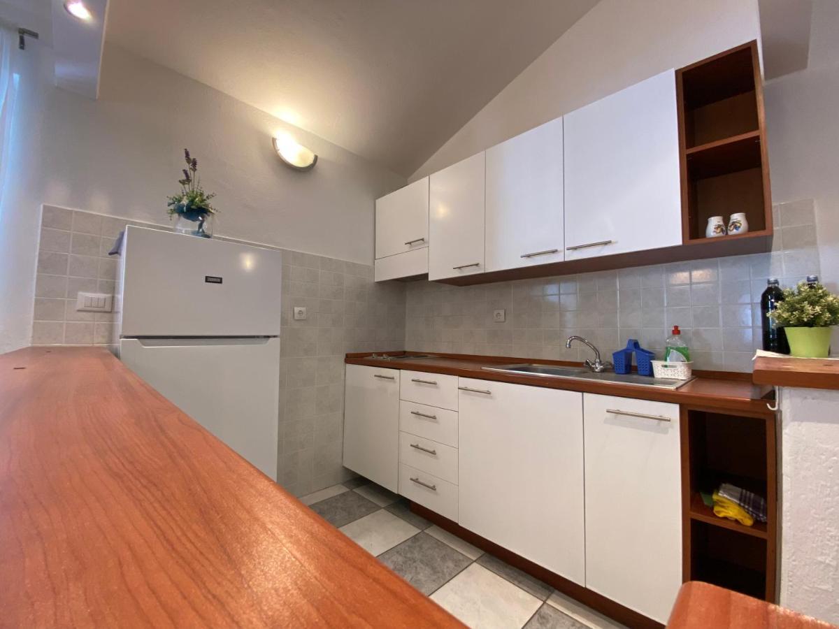 Apartmani Mare Baška Voda Dış mekan fotoğraf