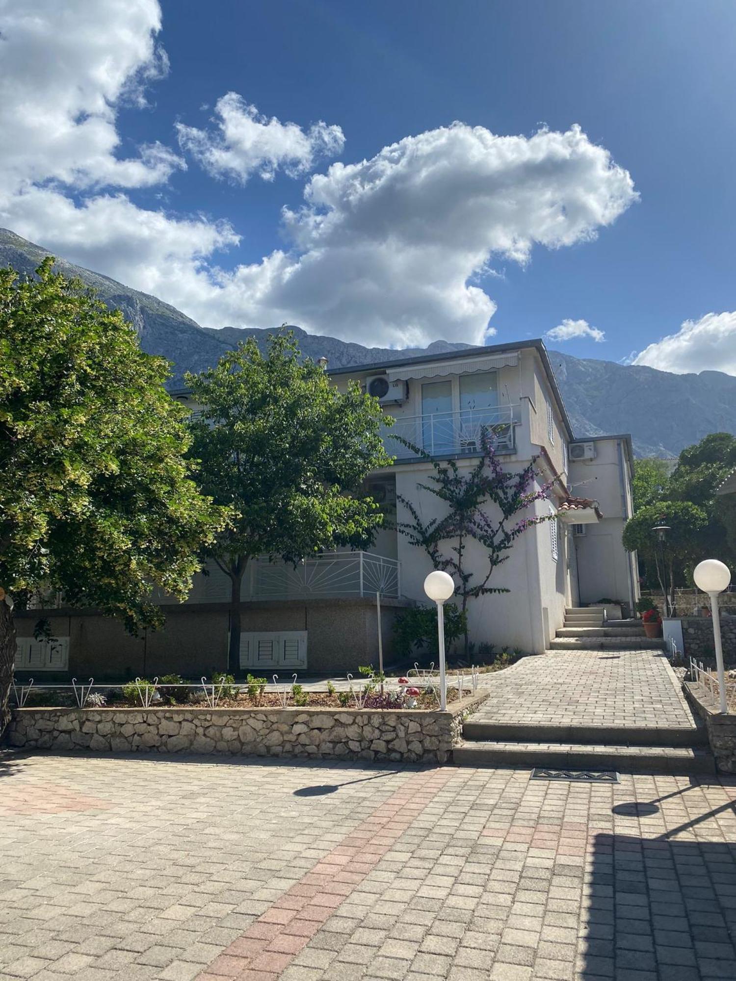 Apartmani Mare Baška Voda Dış mekan fotoğraf