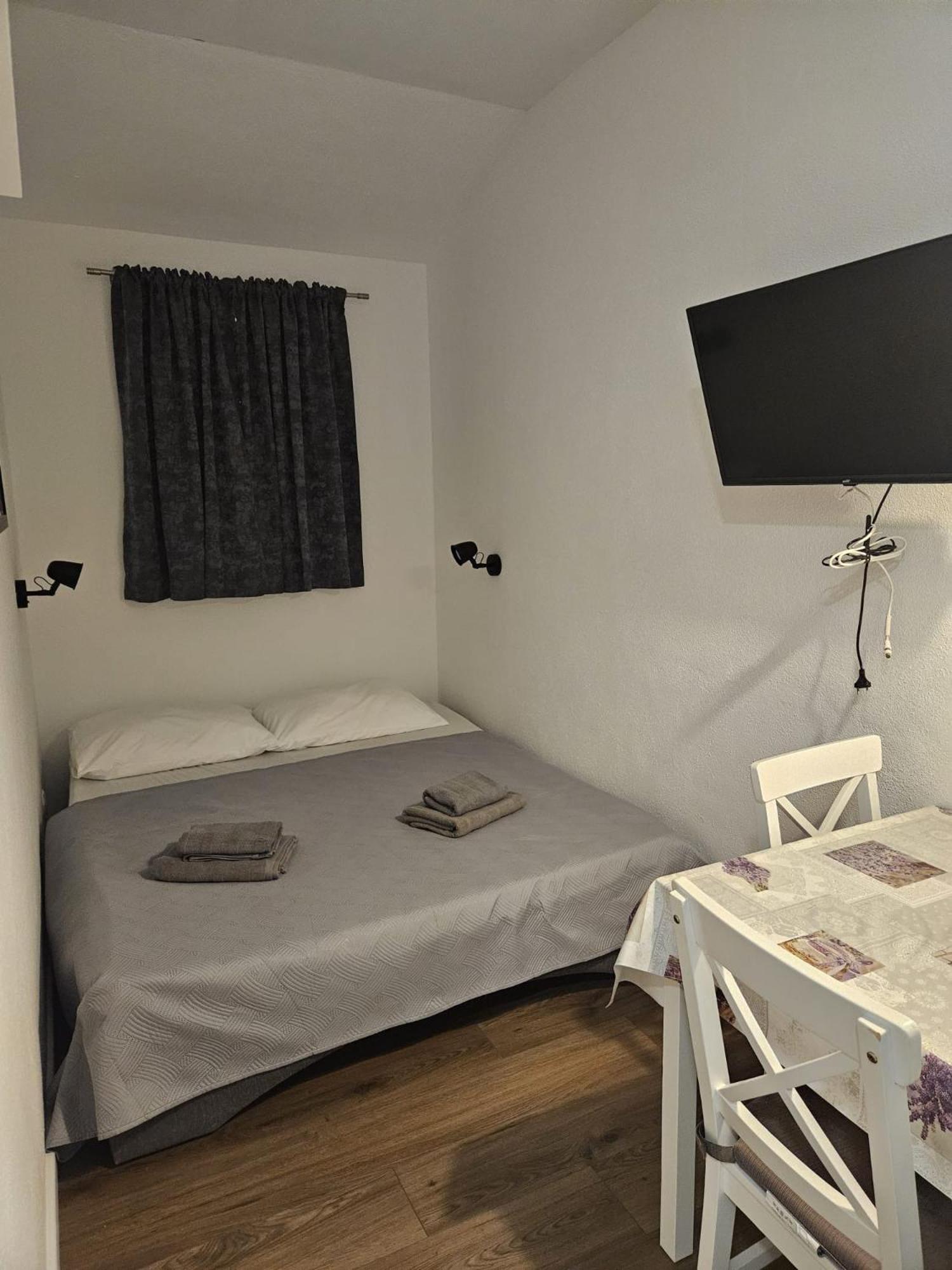 Apartmani Mare Baška Voda Dış mekan fotoğraf
