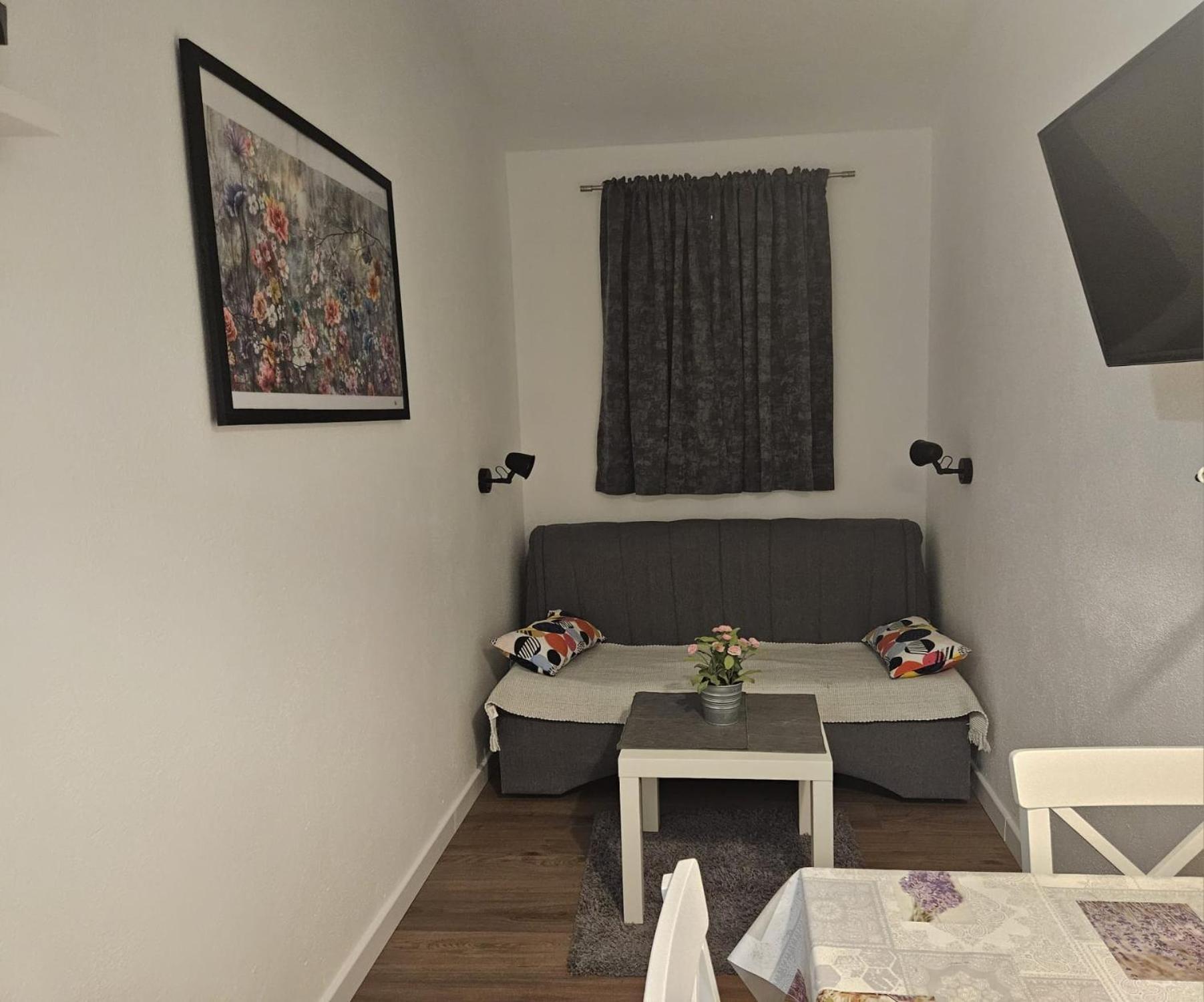 Apartmani Mare Baška Voda Dış mekan fotoğraf